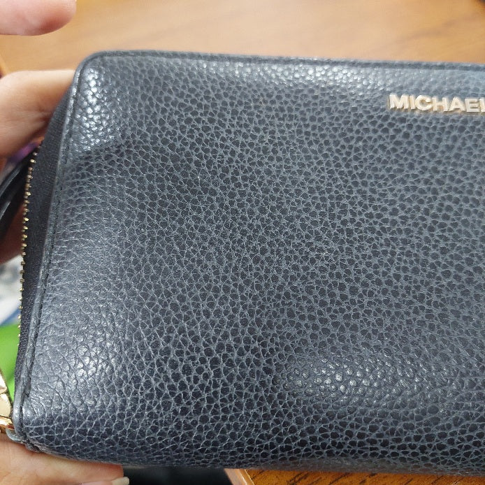 Michael Kors Black Jet Set Travel Continental Wristlet Wallet | Pre Loved |