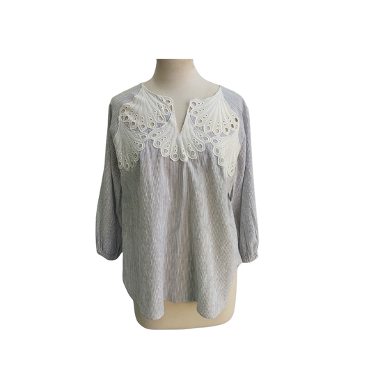 Riffat Aliani Grey & White Striped Cutwork Outfit (2 Pieces) | Gently Used |