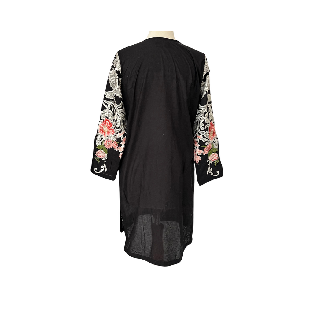 Sana Safinaz Black Embroidered Kurta | Pre Loved |