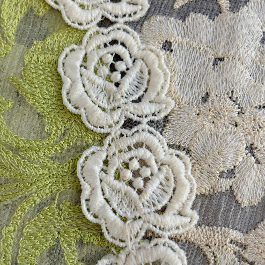 Sania Maskatiya Green & Beige Thread Embroidered Kurta | Pre Loved |