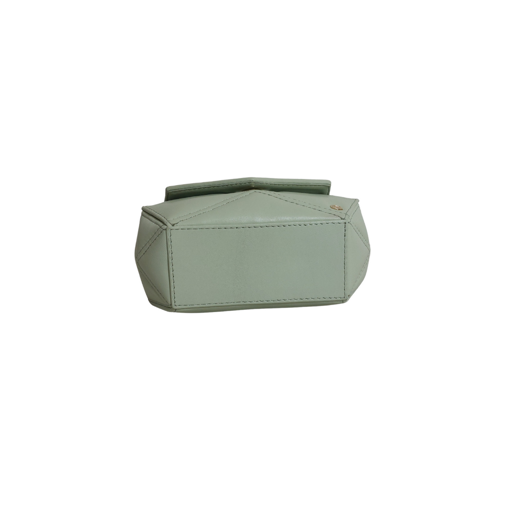 Warp Mint Green Puffer Clutch | Gently Used |