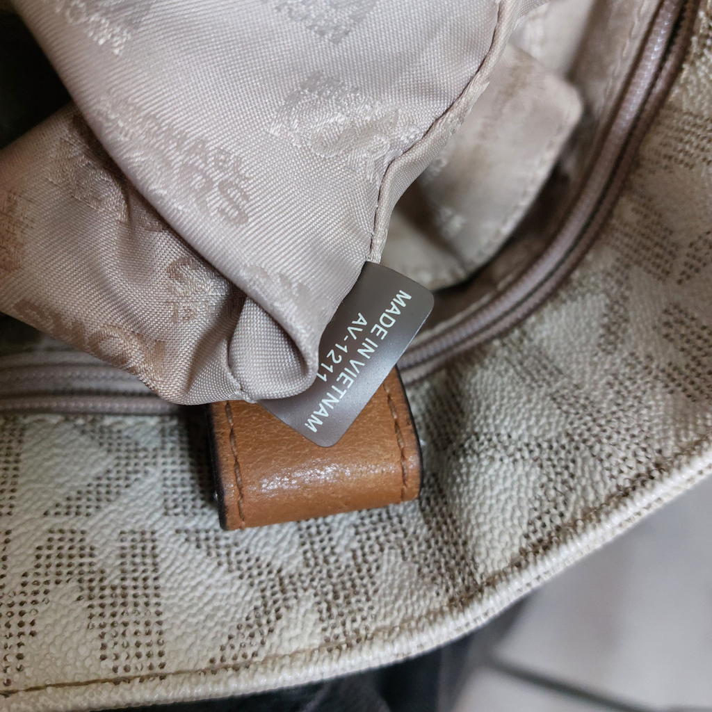 Michael Kors Hamilton Monogram MK Logo Gold Chain Tote Bag | Pre Loved |