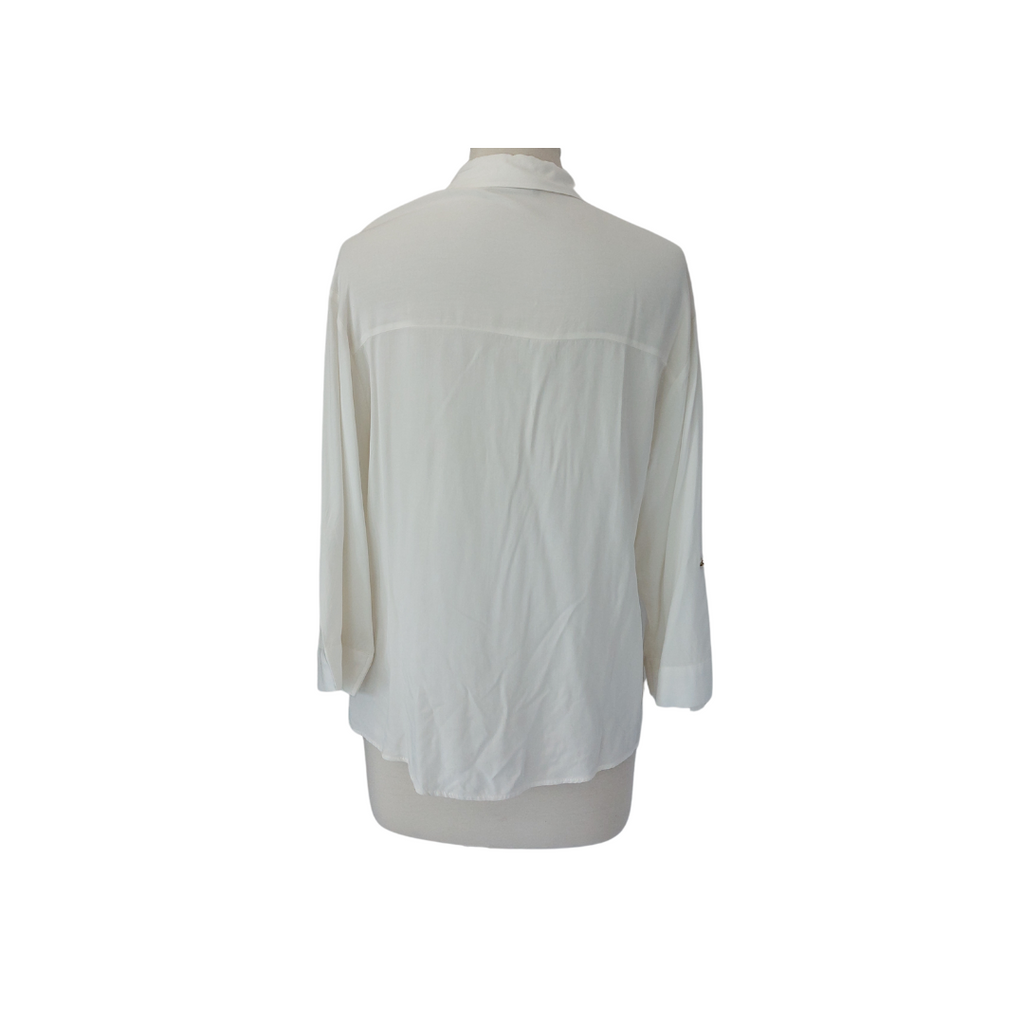 Bershka White Button Down Collared Shirt | Gently Used |