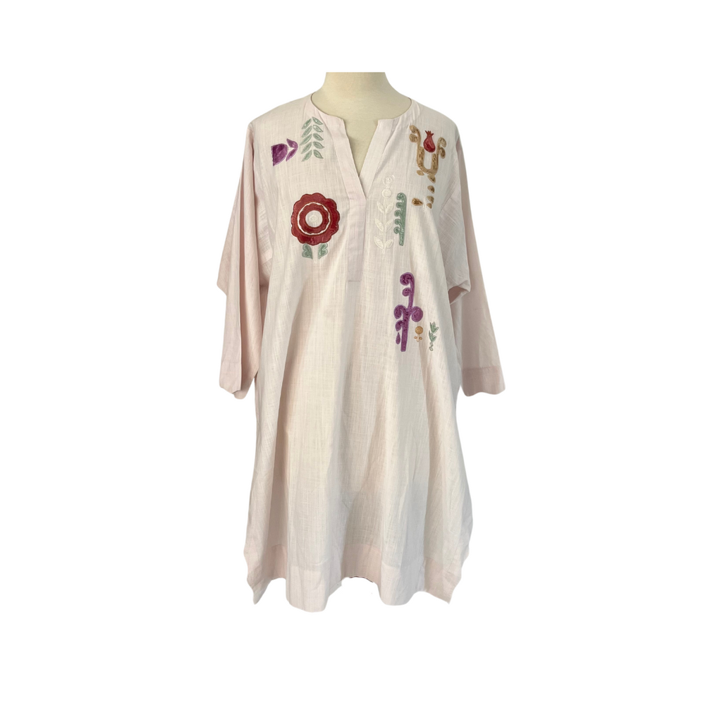 Miraka By Misha Lakhani Pale Pink Embroidered Kurta | Gently Used |