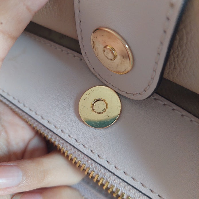 Michael Kors Light Pink Leather Emilia Satchel | Pre Loved |