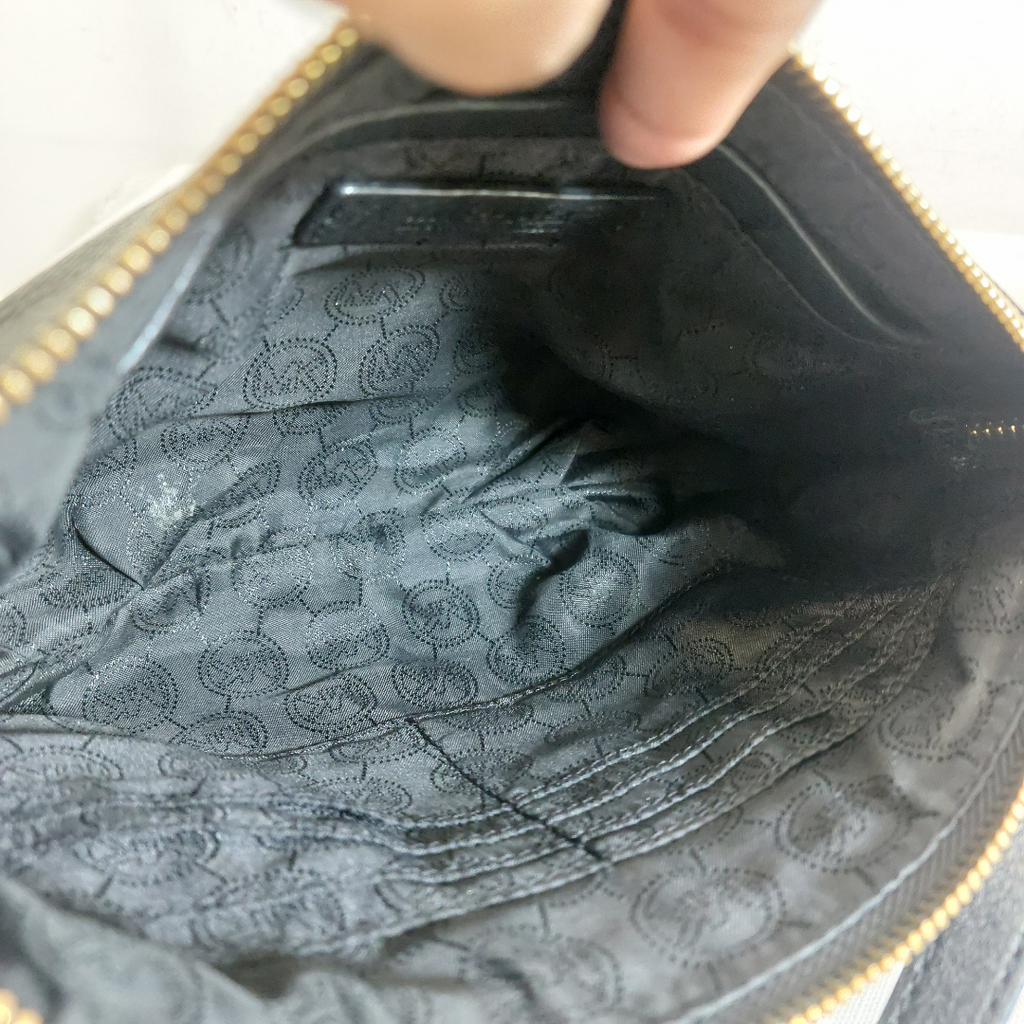 Michael Kors Black Leather Crossbody Bag | Pre Loved |