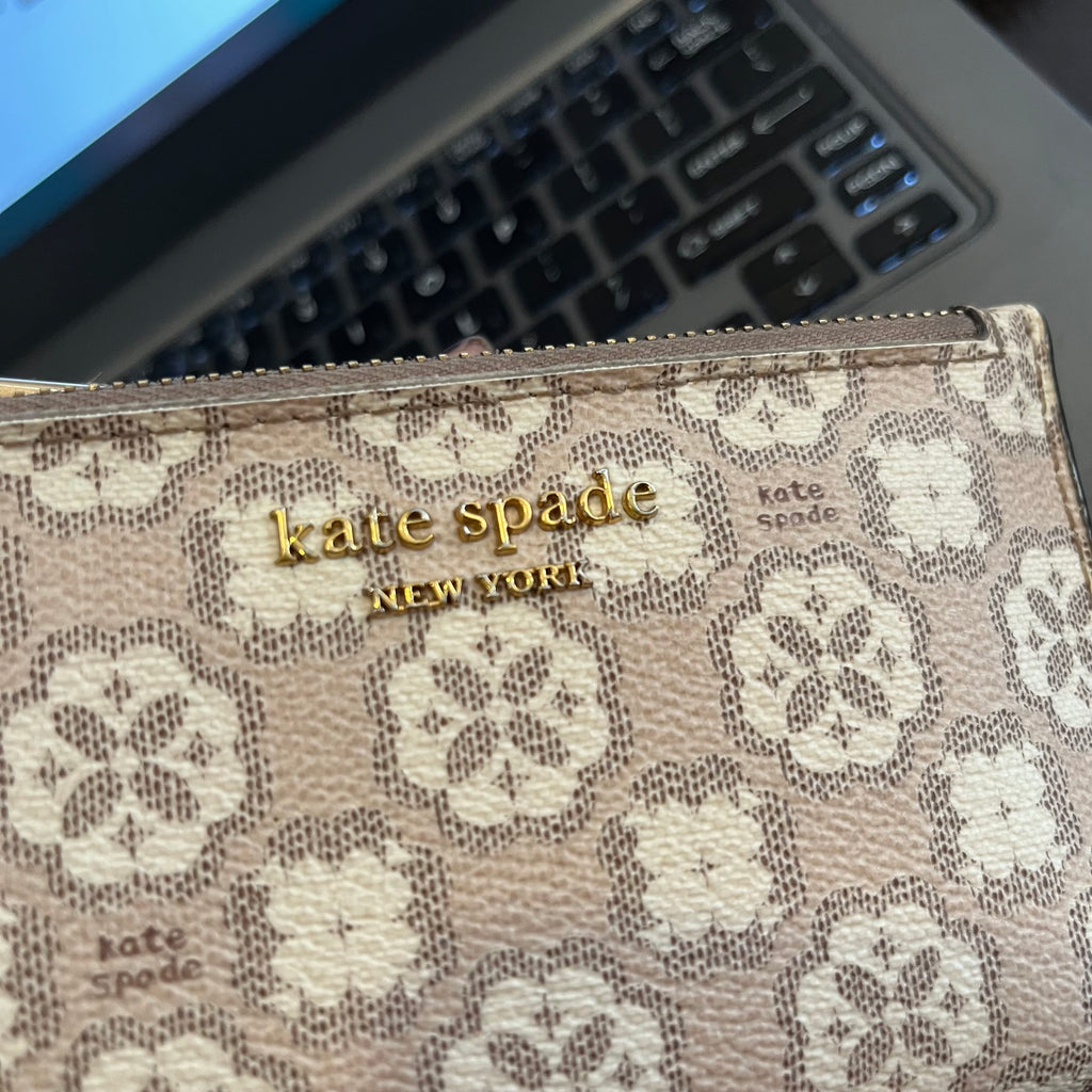 Kate Spade Beige Flower Mongoram Coated Canvas Bifold Slim Wallet | Like New |