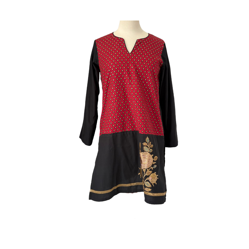 Sana Safinaz Black & Red Embroidered Kurta | Pre Loved |
