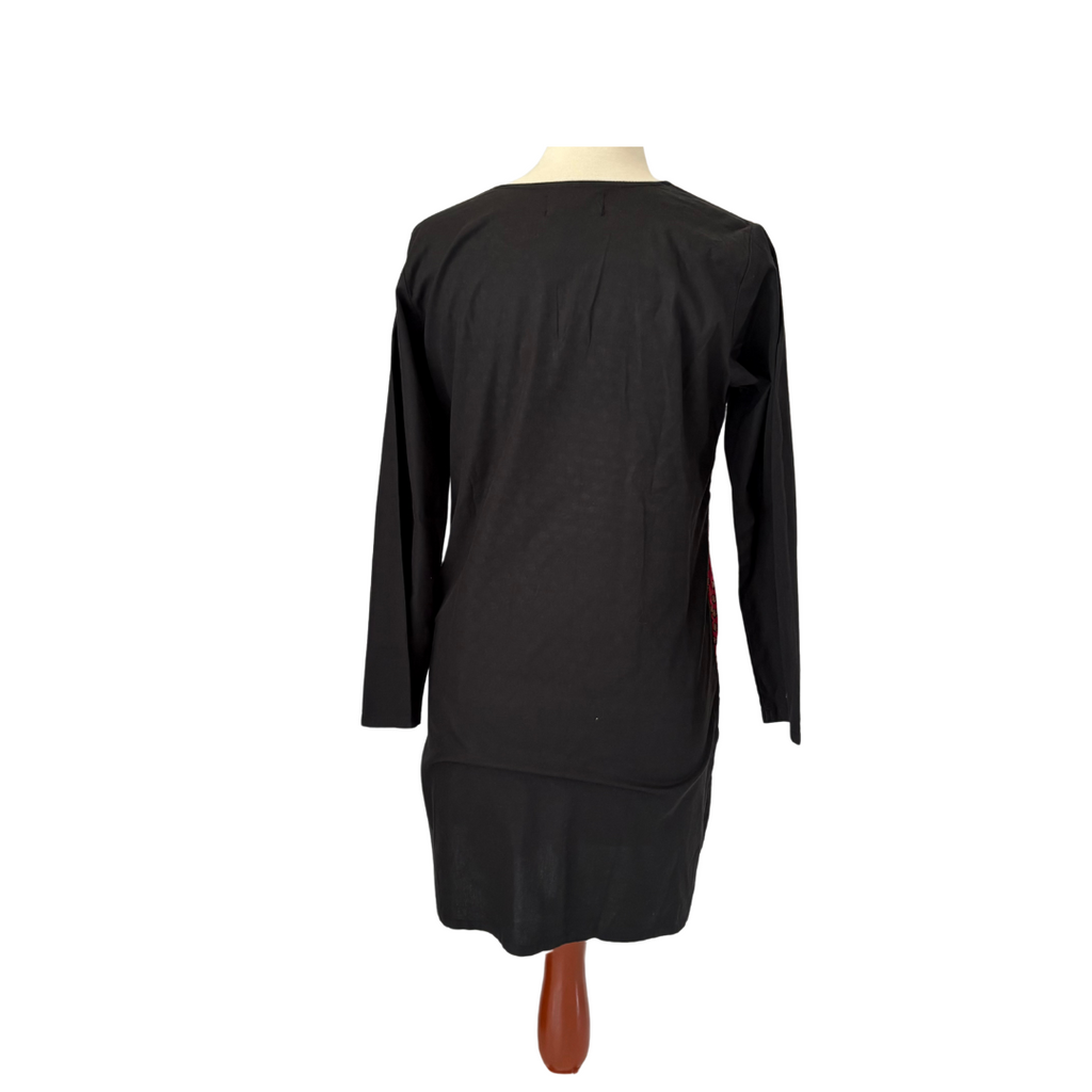 Sana Safinaz Black & Red Embroidered Kurta | Pre Loved |