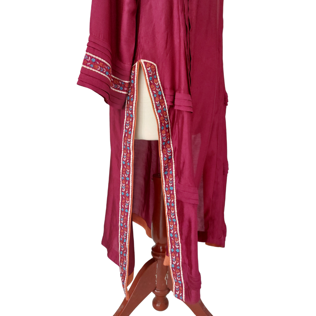 Talha Batla Magenta Embroidered Pleated Kurta | Pre Loved |