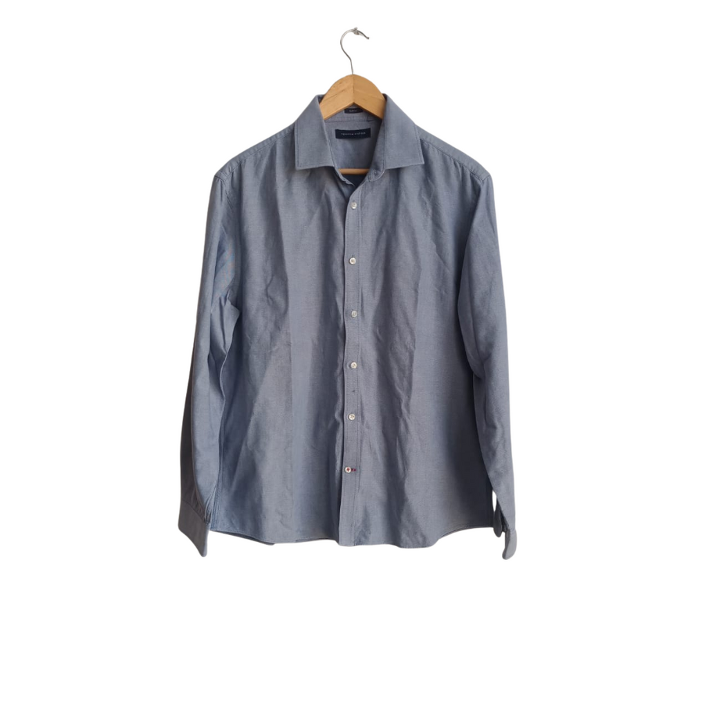 Tommy Hilfiger Men's Light Blue Button Down Collared Shirt | Pre Loved |