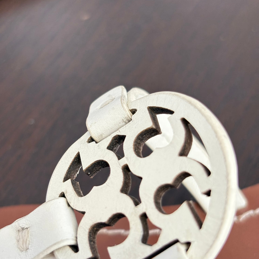 Tory Burch Ivory Gabriel Thong  | Pre Loved |