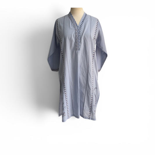 Mishkaa Light Blue Embroidered Kurta | Gently Used |