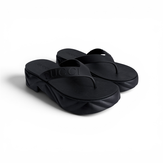 Gucci Black Rubber Embossed Logo Quilted Platform Thong Sandals | Brand New |