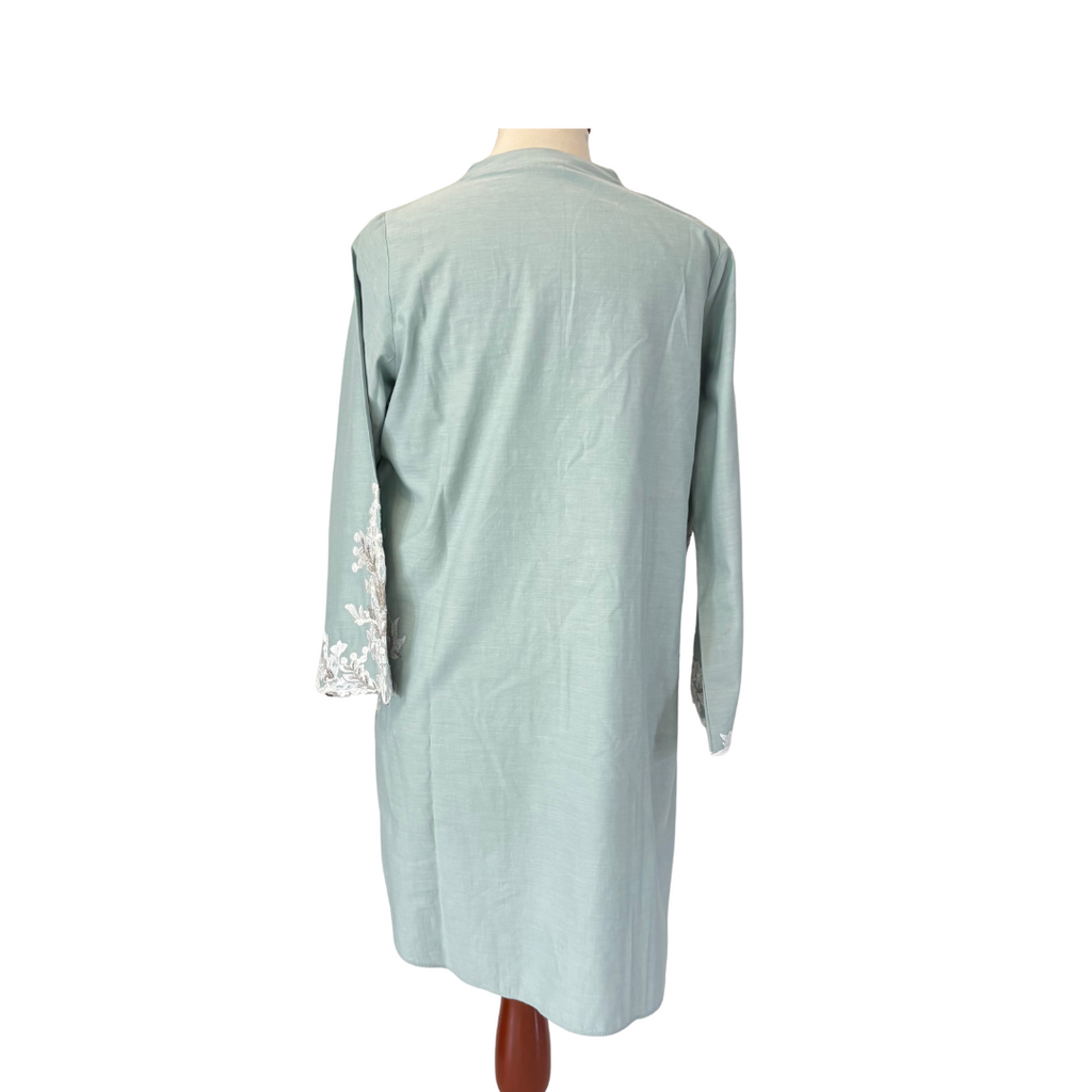 Riffat Aliani Light Blue Embroidered Outfit (2 Pieces) | Gently Used |