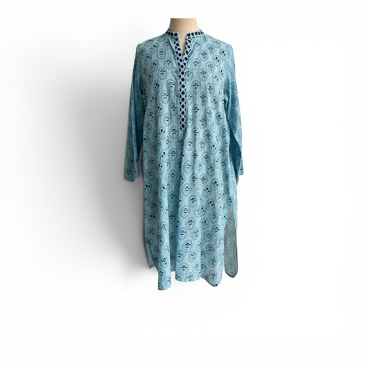 Blocked Light And Dark Blue Floral Print Kurta | Gently Used |