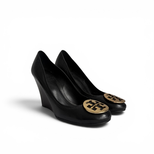 Tory Burch Black And Gold Sally Wedge Pumps | Pre Loved |