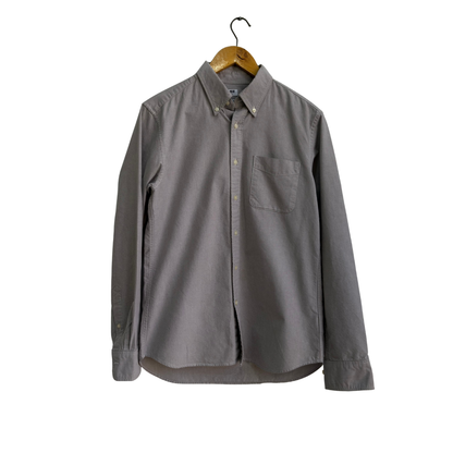 Uniqlo Men's Grey Button Down Shirt | Gently Used |