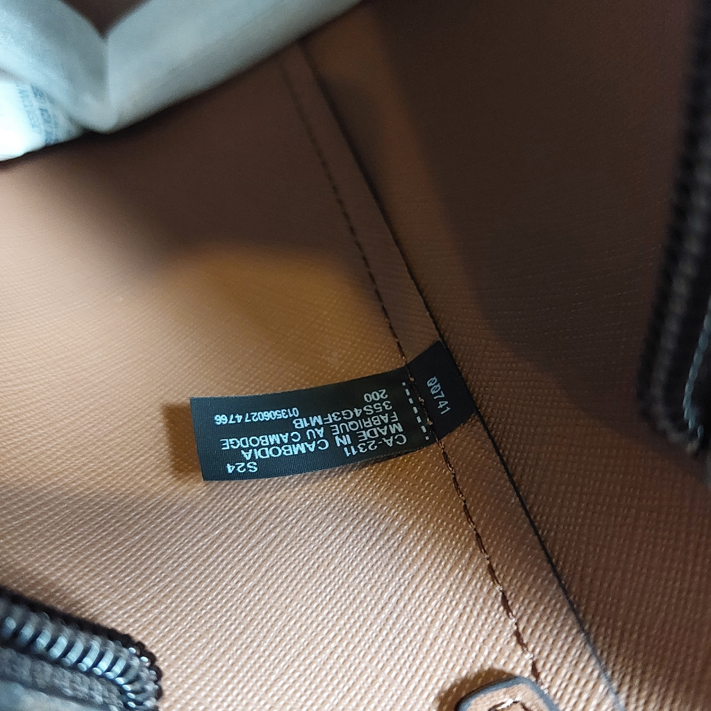 Michael Kors Brown Leather 'Pratt' Small Messenger Crossbody Bag | Brand New |