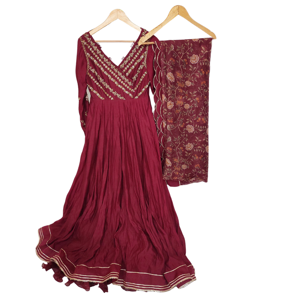 Sania Maskatiya Maroon Embellished Peshwaz with Dupatta | Pre Loved |