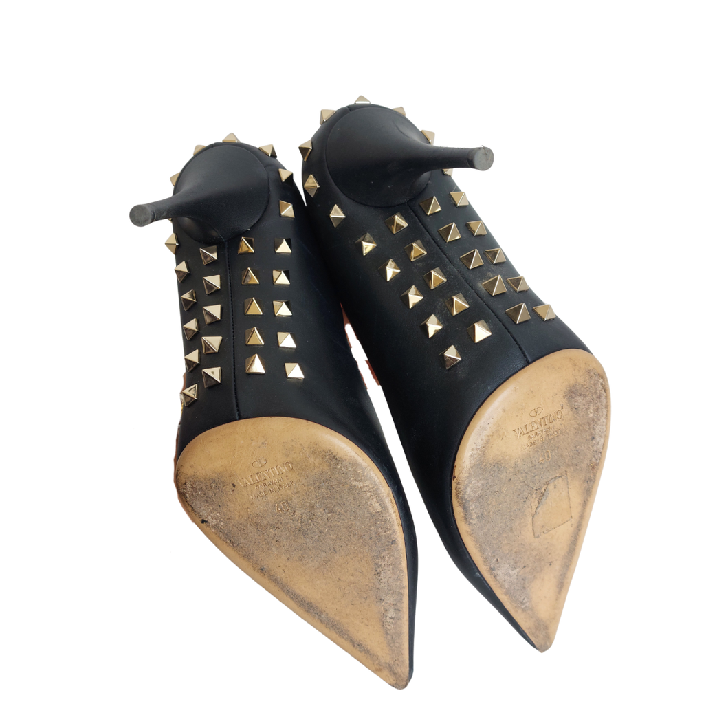 Valentino Black Leather Rockstud Pointed Toe Pumps | Pre Loved |