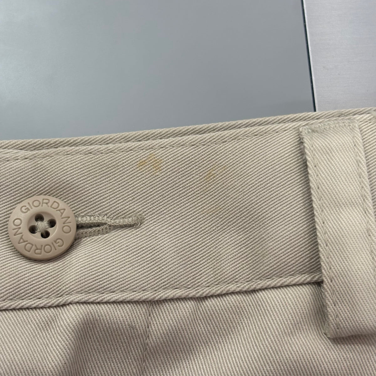 Giordano Men's Cream Pants | Pre Loved |