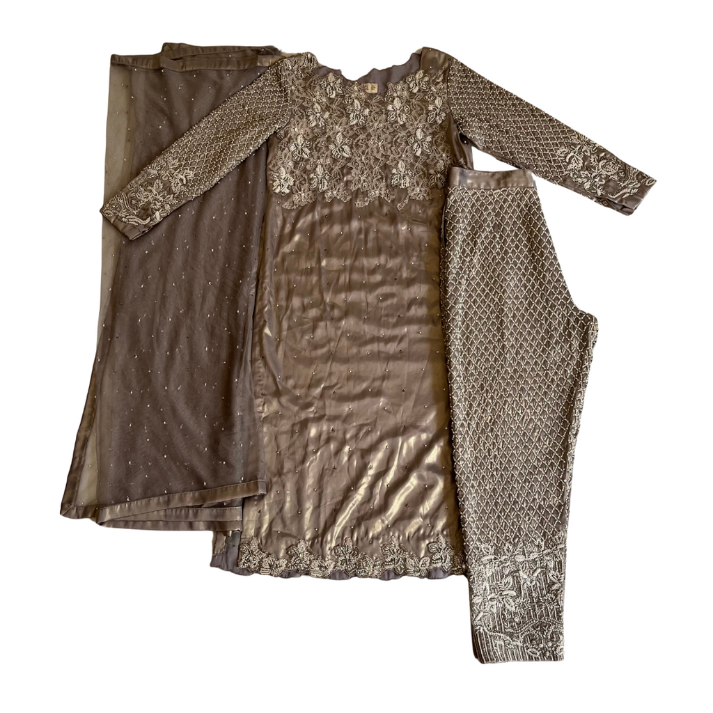 Farnaz Mustafa Grey Embellished & Embroidered Outfit (3 pieces) | Gently Used |