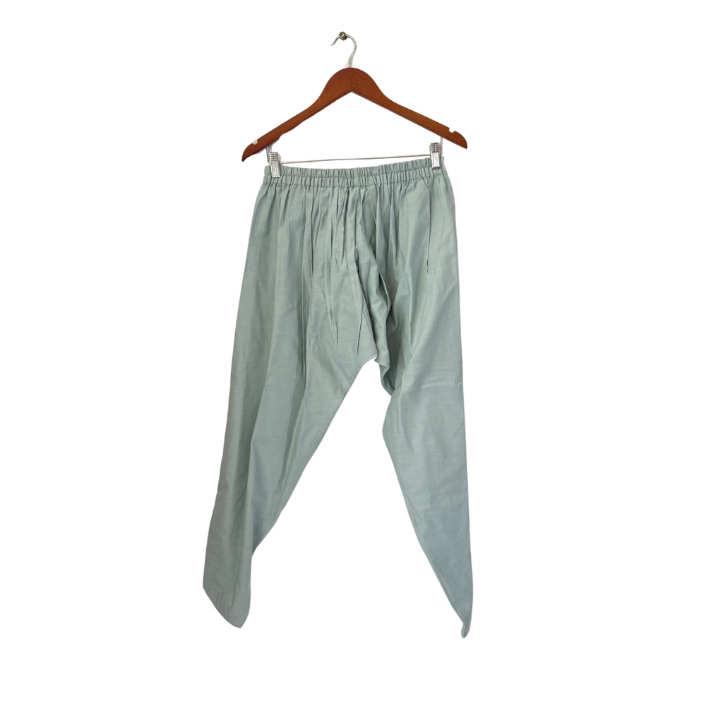 Riffat Aliani Light Blue Embroidered Outfit (2 Pieces) | Gently Used |