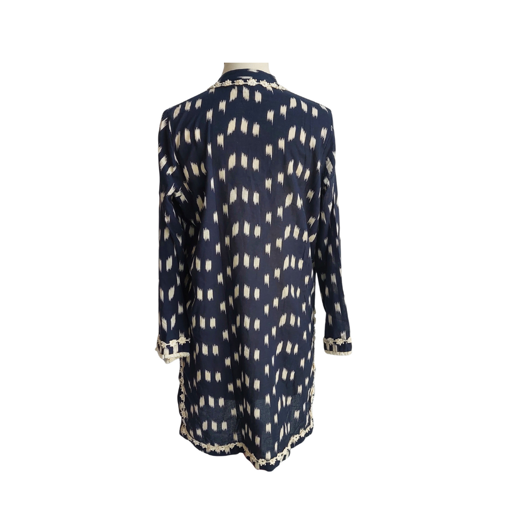 Riffat Aliani Navy & White Printed And Lace Detail Kurta | Gently Used |