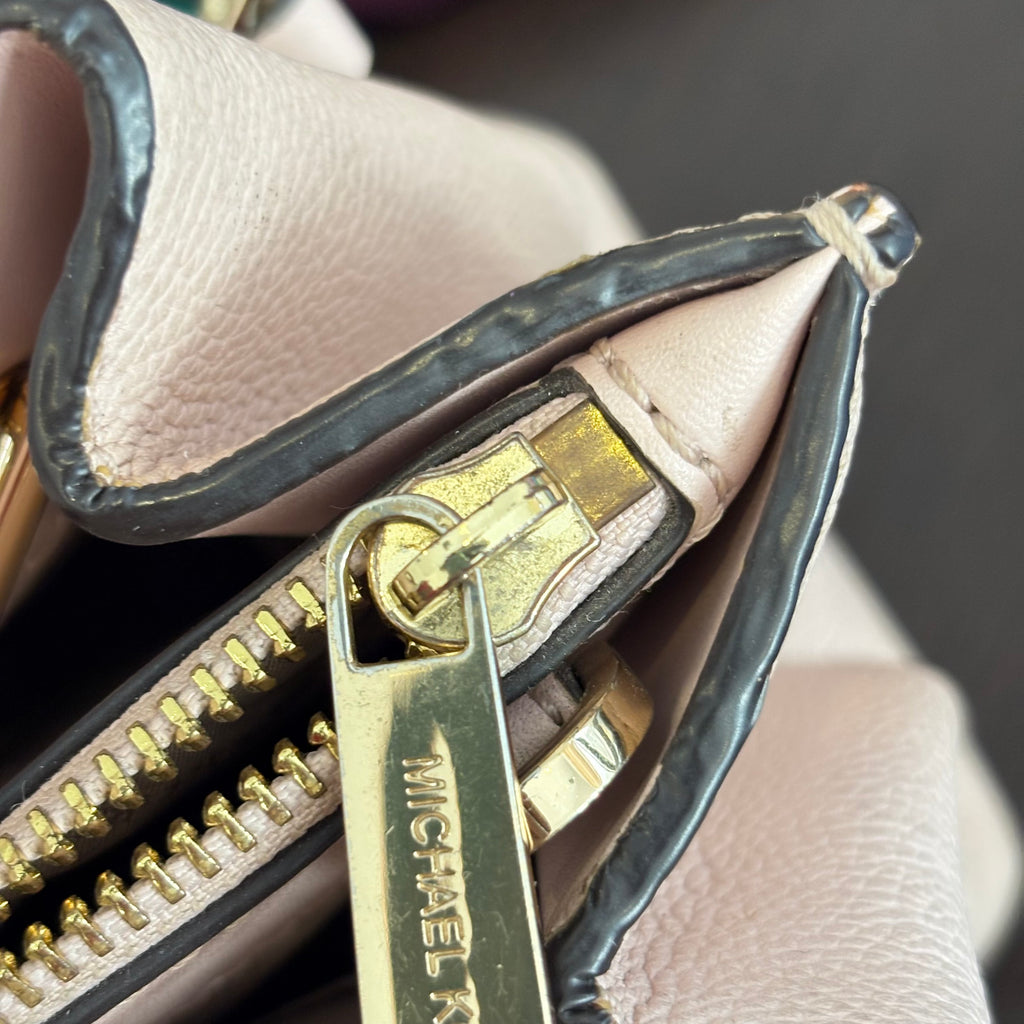 Michael Kors Powder Blush Teagen Small Messenger Crossbody Bag | Pre Loved |