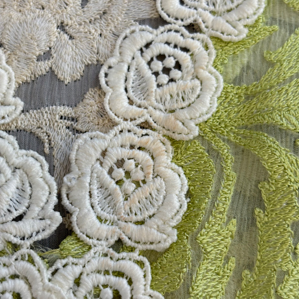 Sania Maskatiya Green & Beige Thread Embroidered Kurta | Pre Loved |