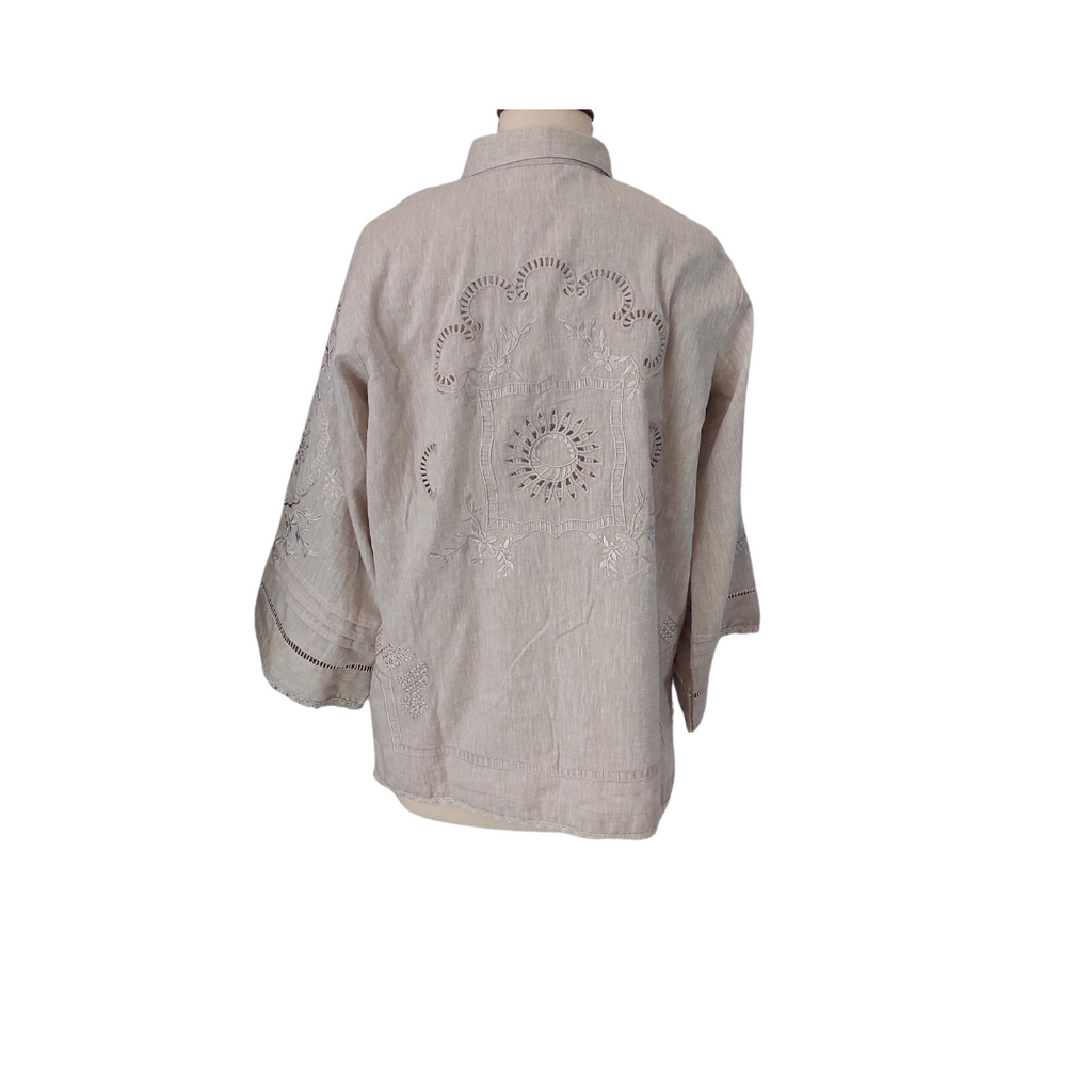 Nia Mia Light Grey Embroidered Cut-Work Co-Ord Set | Gently Used |