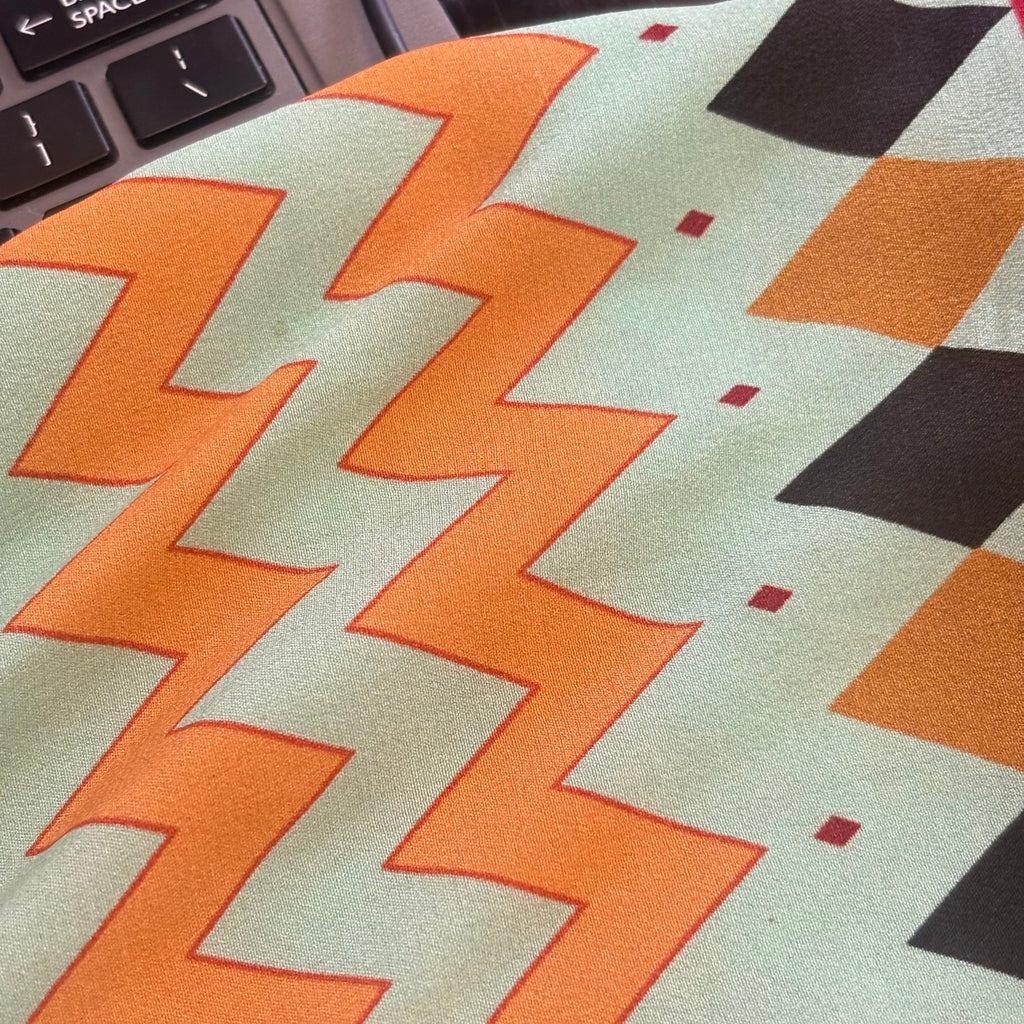 Sania Mastakiya Green Swan Print Silk Long Kurta | Gently Used |