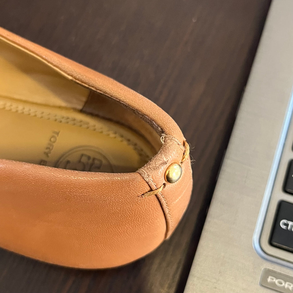 Tory Burch Two-toned Tan Leather Everly Ballet Flats | Pre Loved |