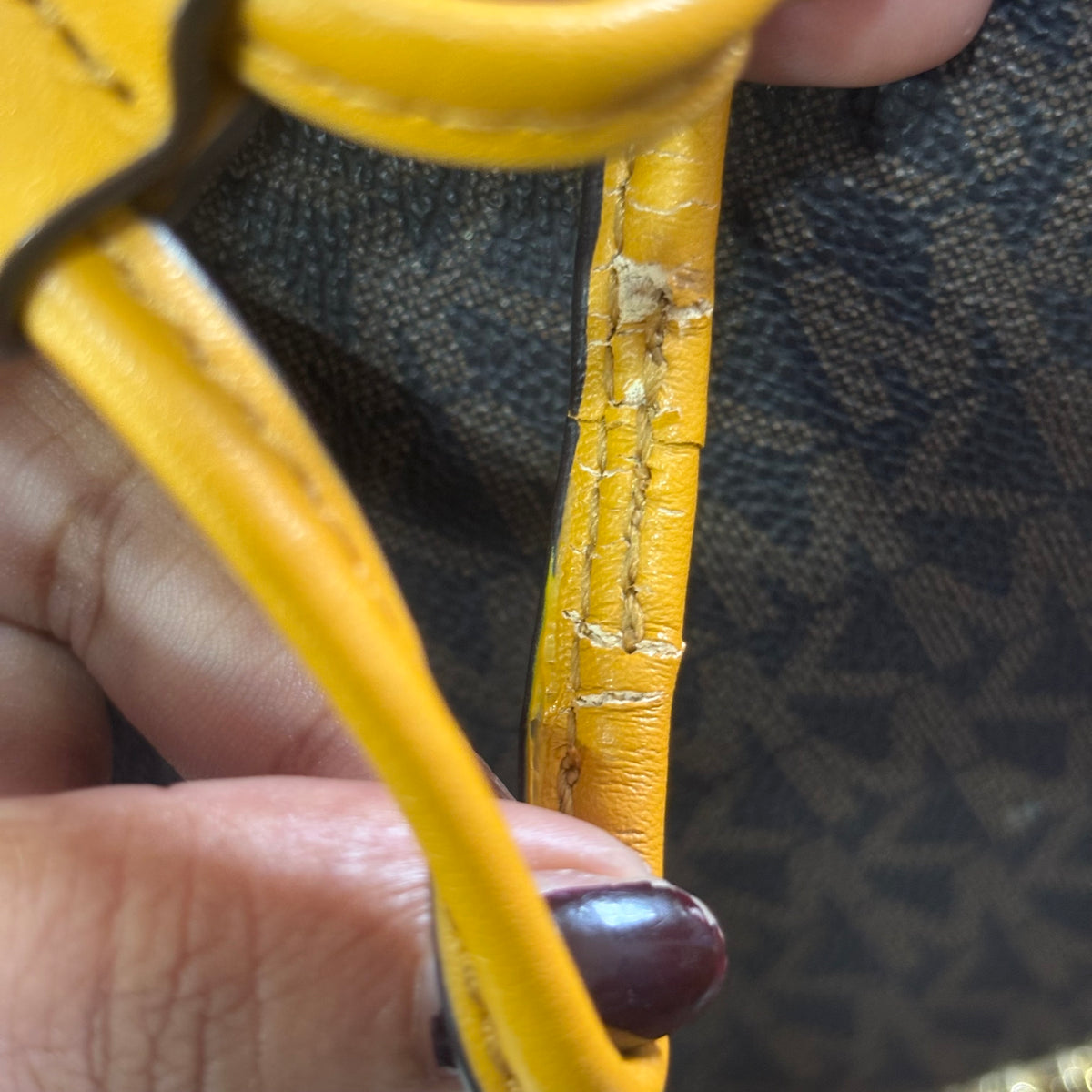 Michael Kors Suri Brown Marigold Signature Bucket Bag | Pre Loved |
