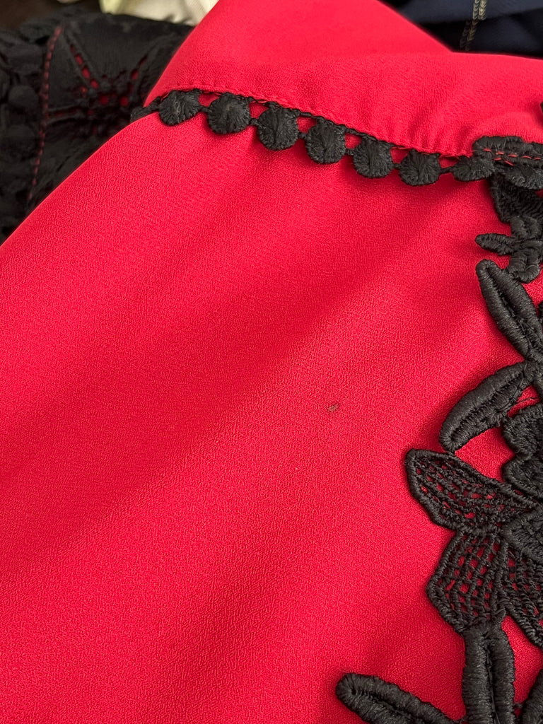 Rania Red with Black Lace Kurta | Gently Used |