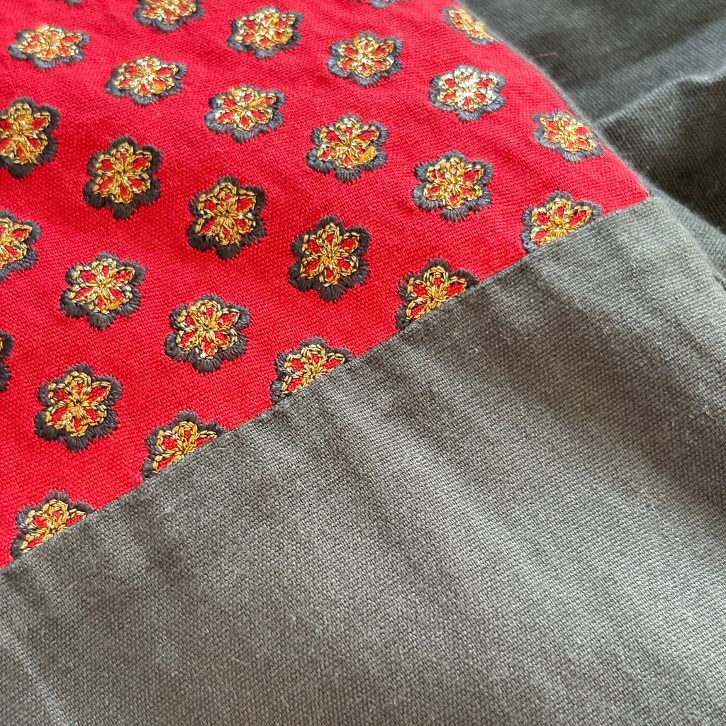 Sana Safinaz Black & Red Embroidered Kurta | Pre Loved |