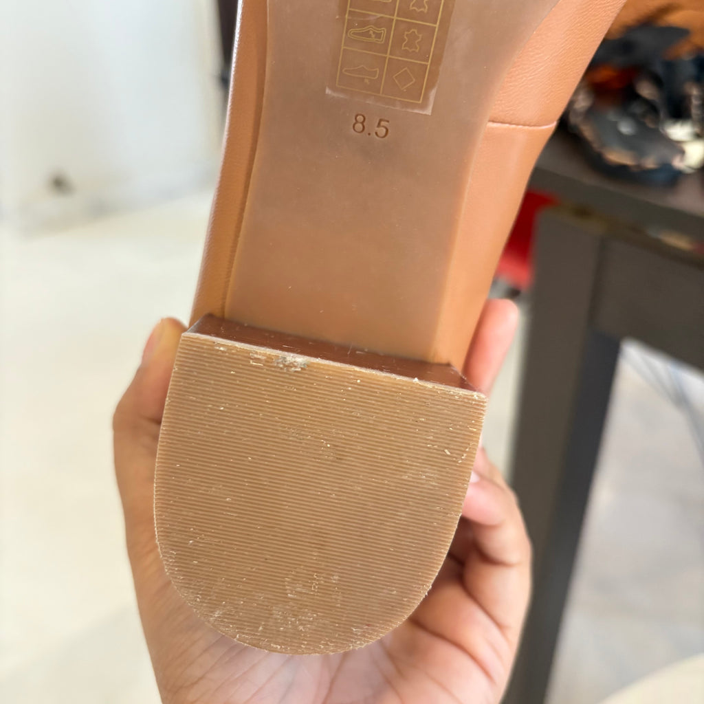 Tory Burch Tan Leather 'Everly' Cap-Toe Pumps | Gently Used |