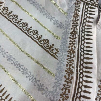 Annus Abrar Ivory Block Print Rawsilk Outfit (2 Piece) | Pre Loved |