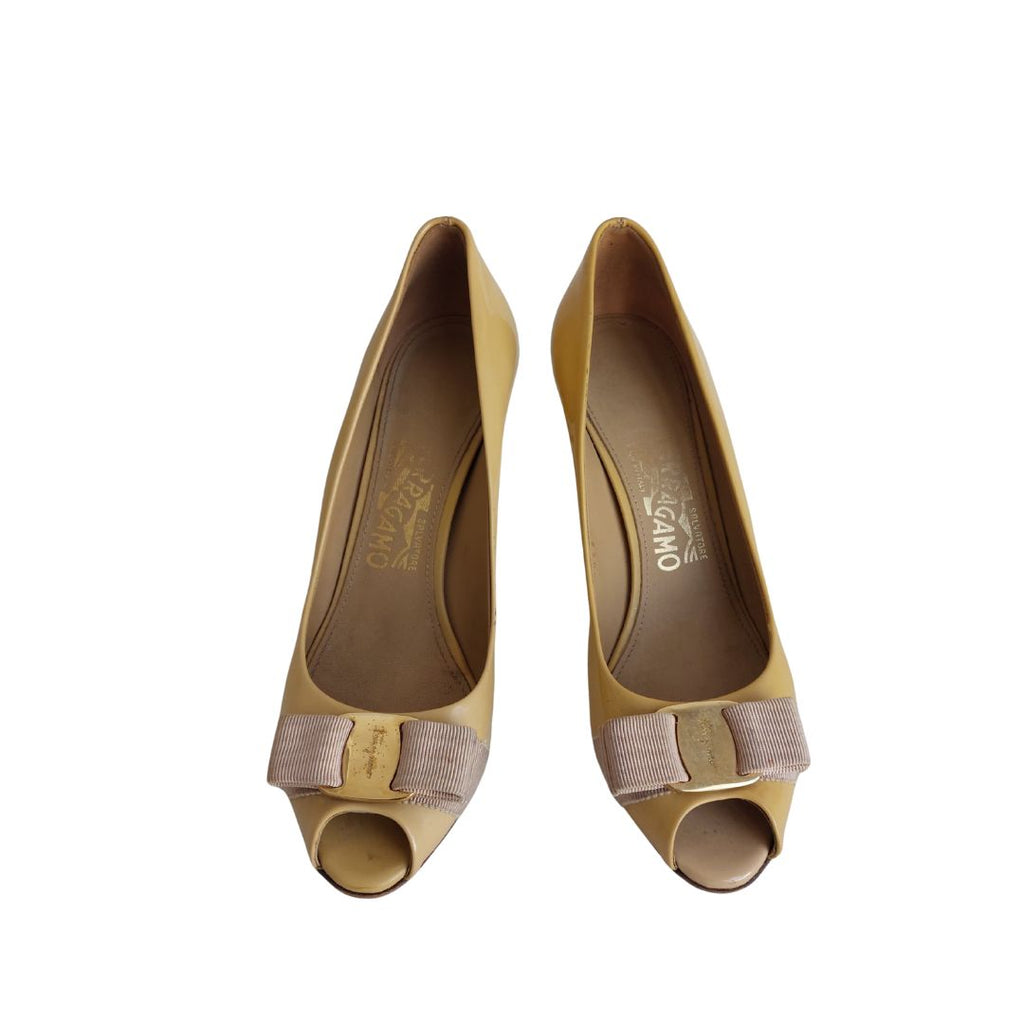 Salvatore Ferragamo Beige Patent Leather Peep Toe Heels | Pre Loved |