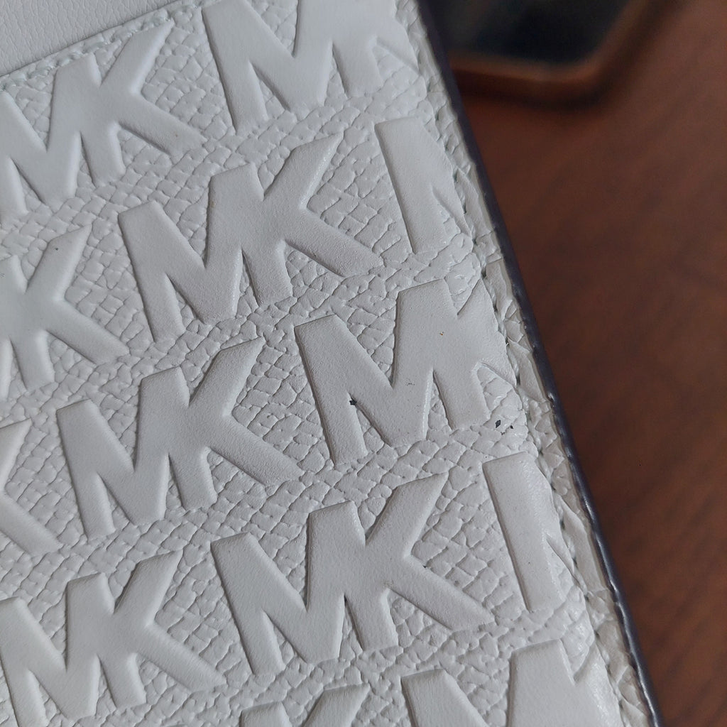 Michael Kors White Vegan Leather Rose Medium Shoulder Chain Crossbody Bag | Gently Used |