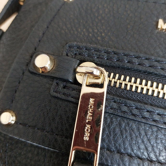 Michael Kors Black Leather Crossbody Bag | Pre Loved |