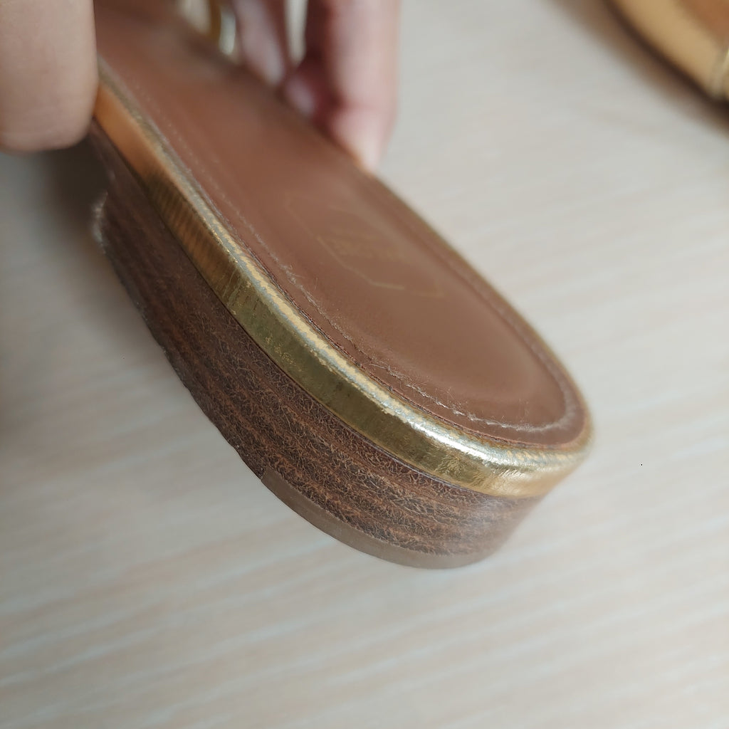 Malone Souliers Gold Textured Leather Penn Flat Slides | Pre Loved |