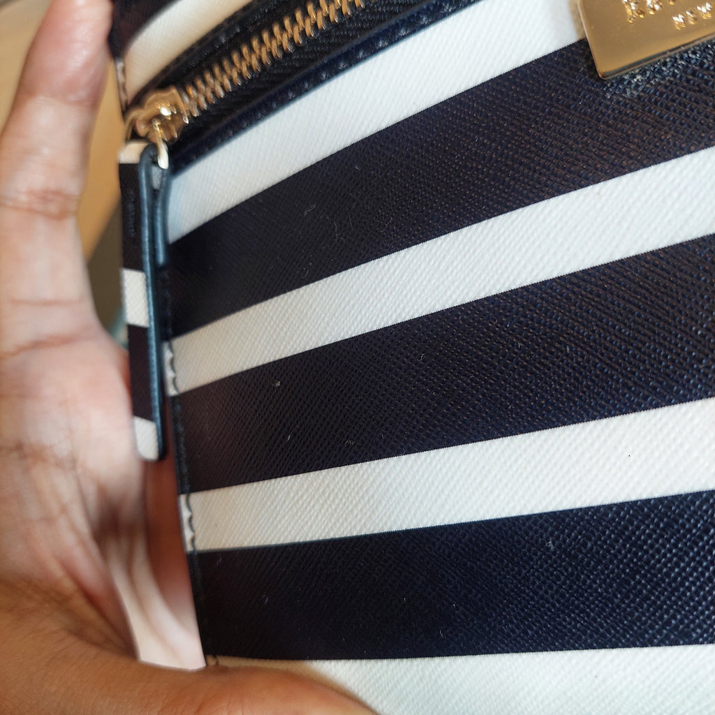 Kate Spade Black And White Stripe Shore Street Sailing Stripe Tinie Wristlet | Like New |
