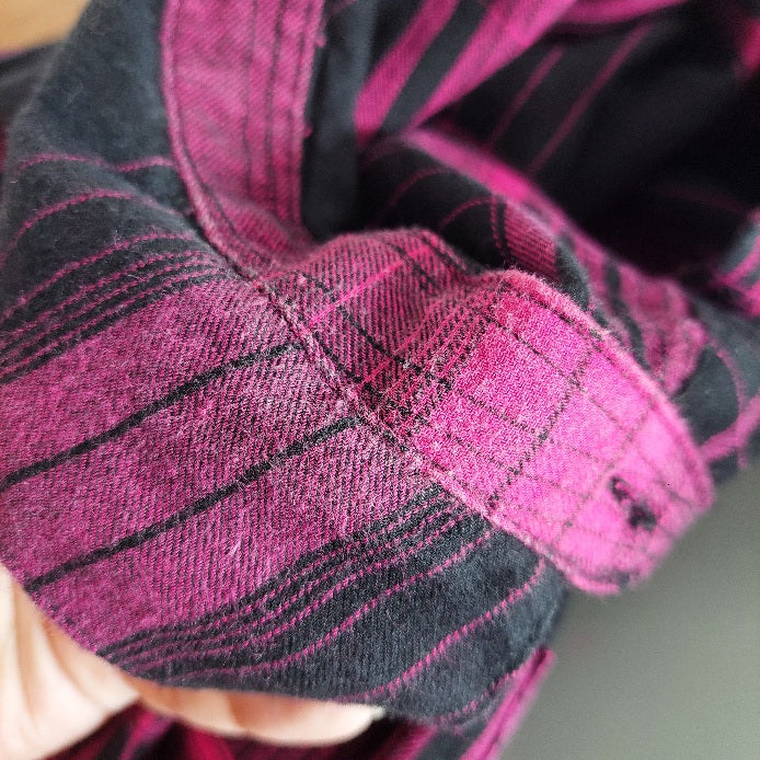 H&M Black & Pink Button Down Top | Pre Loved |