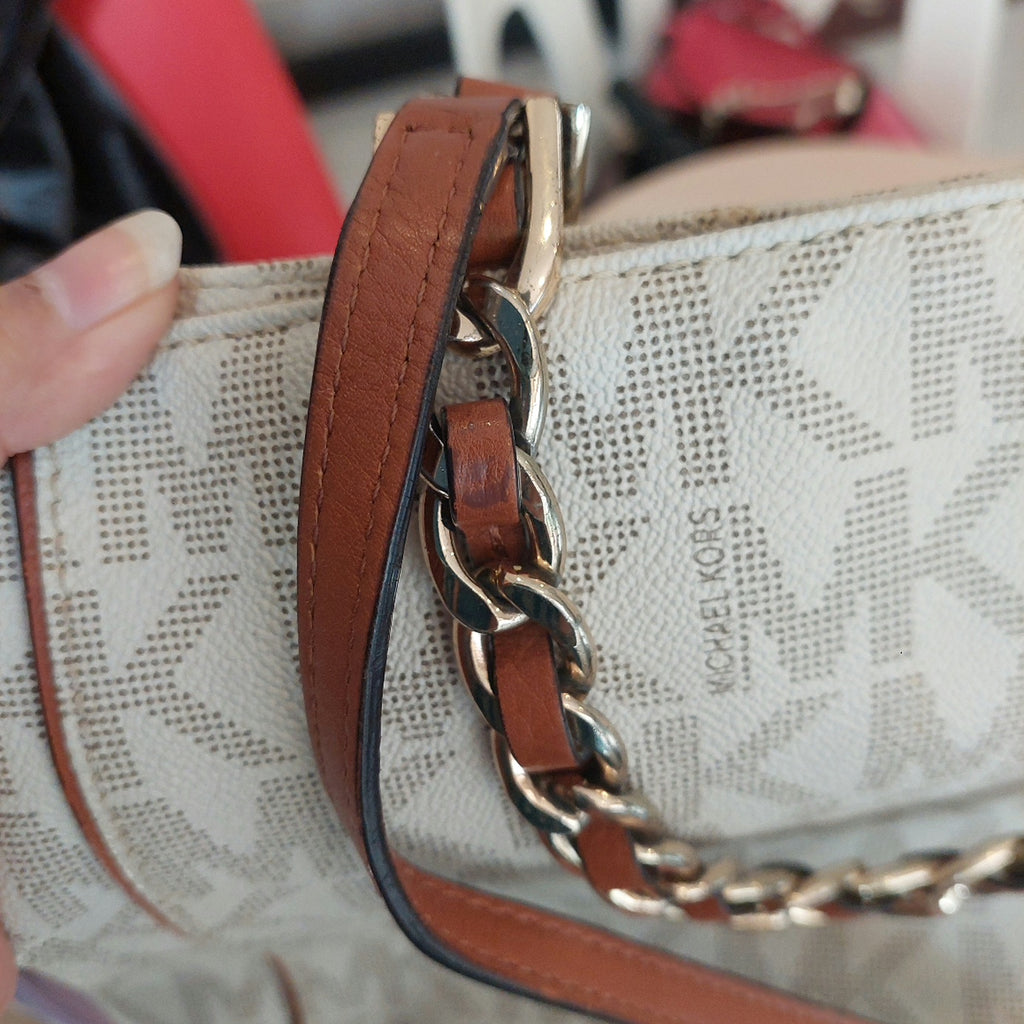 Michael Kors Vanilla Monogram Chain Tote | Pre Loved |