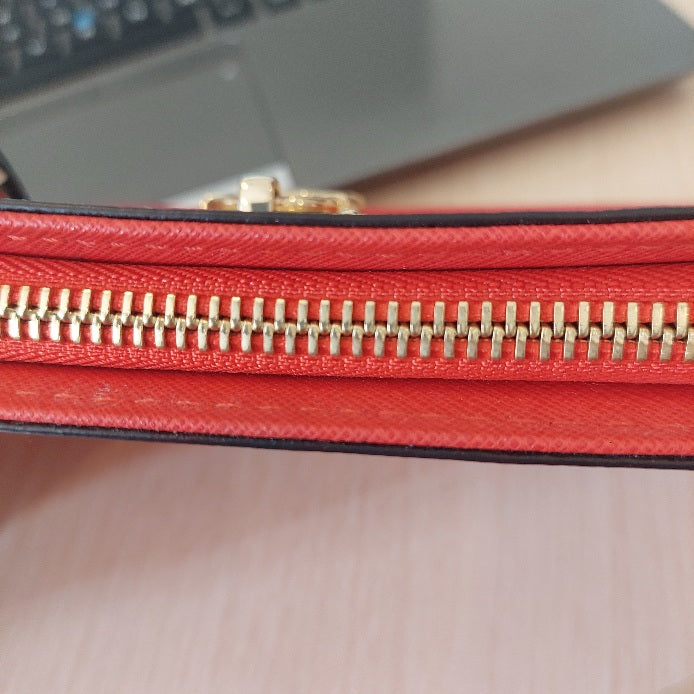 Michael Kors Red Leather Hamilton Wallet | Pre Loved |