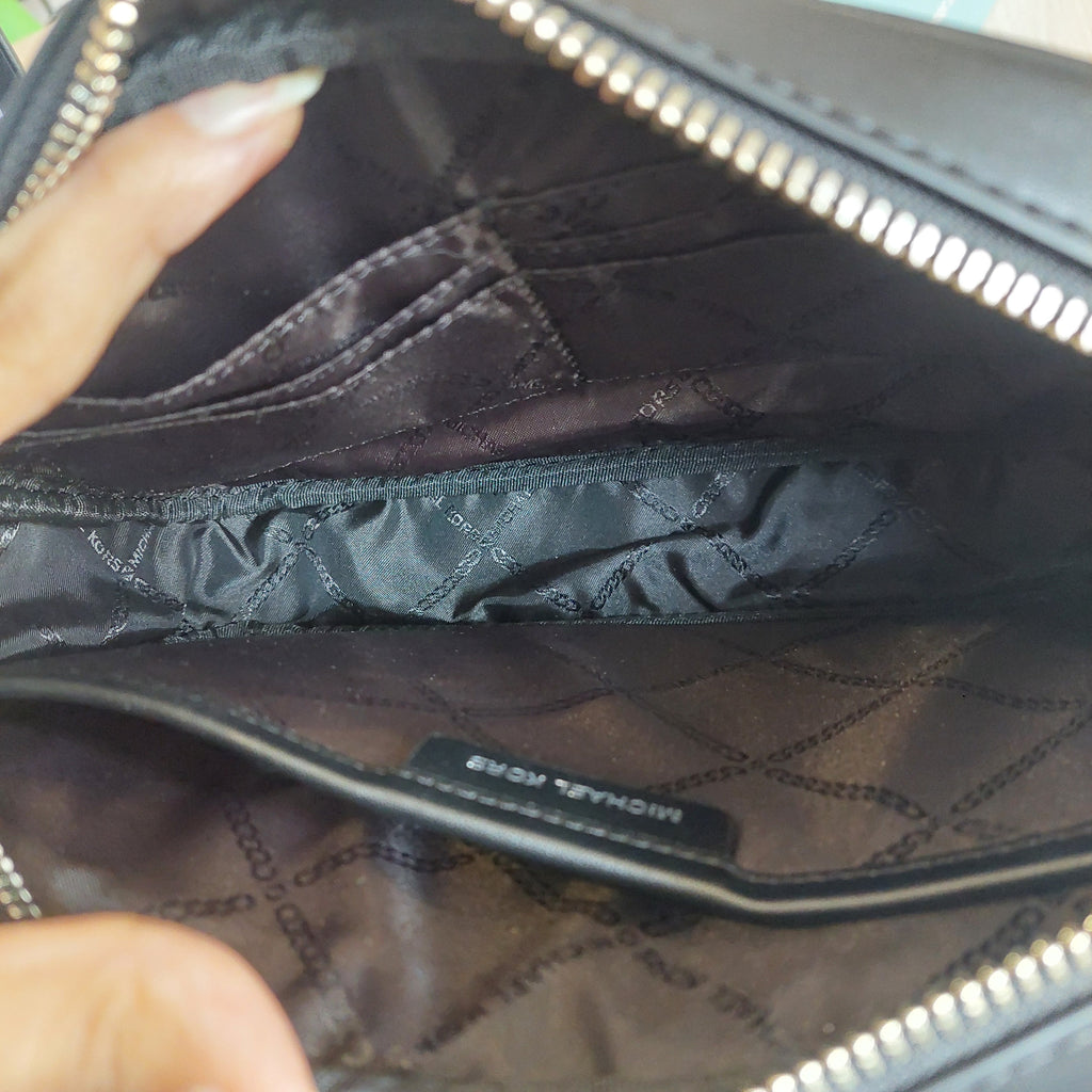 Michael Kors Black & White Jet Set Charm Camera Crossbody Bag | Brand New |