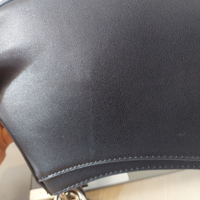 Steve Madden BWREN Black Leatherette Baguette Shoulder Bag | Pre Loved |