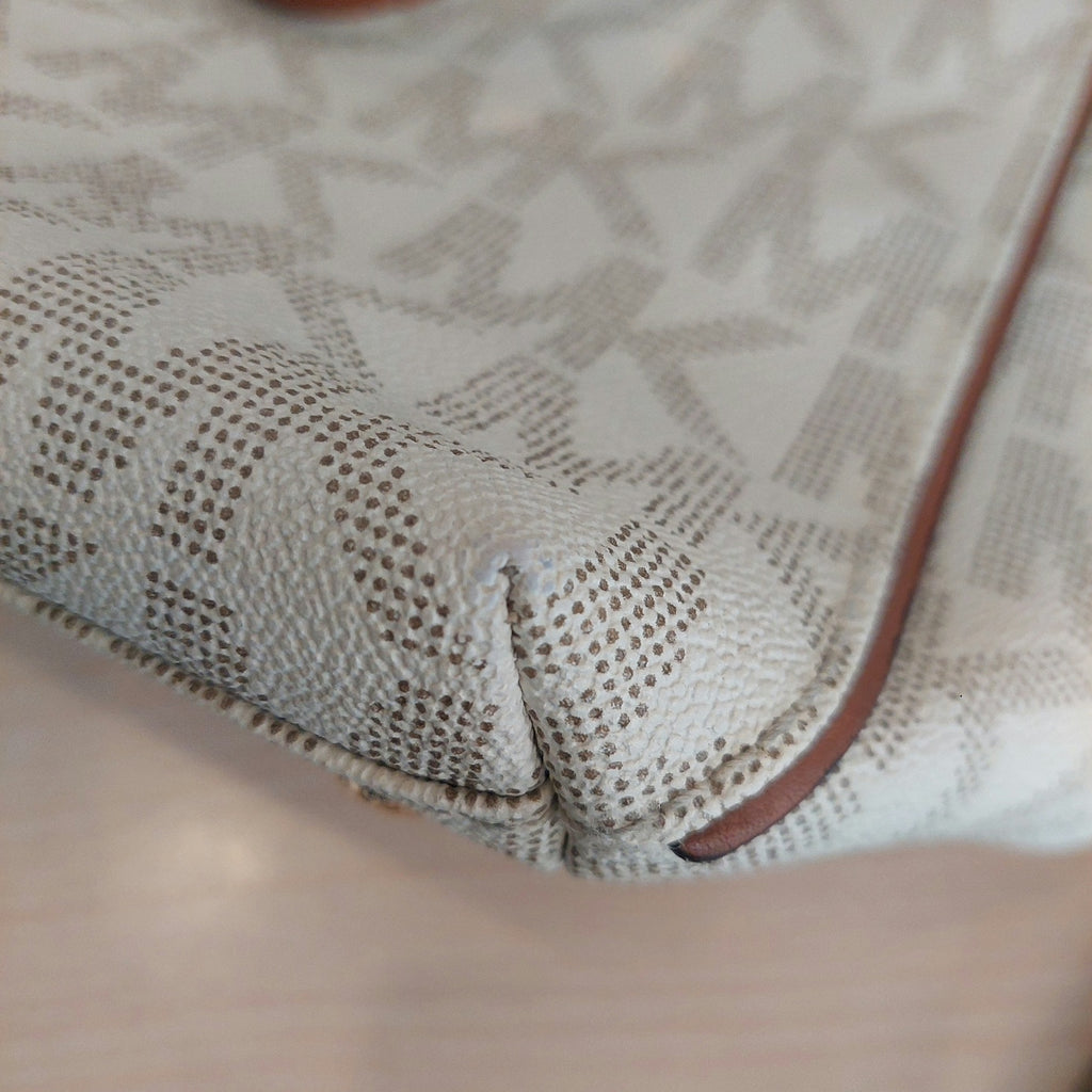 Michael Kors Vanilla Monogram Chain Tote | Pre Loved |